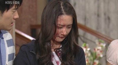 '너는 내 운명' 와인 벼락 맞은 새벽에 팬들 원성