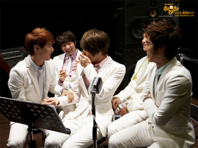 동방신기, 아카펠라 ‘하하하송’ 인기 폭발