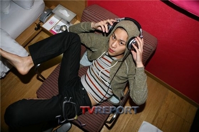 '품행제로' 출신 이환, 친형 이준 이어 DJ 데뷔
