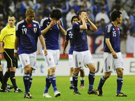 일본 수비수 툴리오 '자살골 본좌' 등극