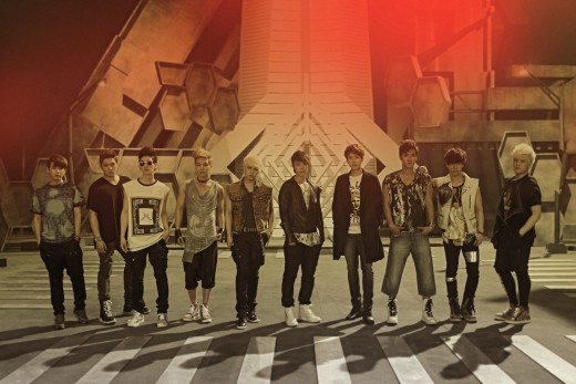 슈퍼주니어, 6집 온라인에 이어 오프라인도 1위 석권