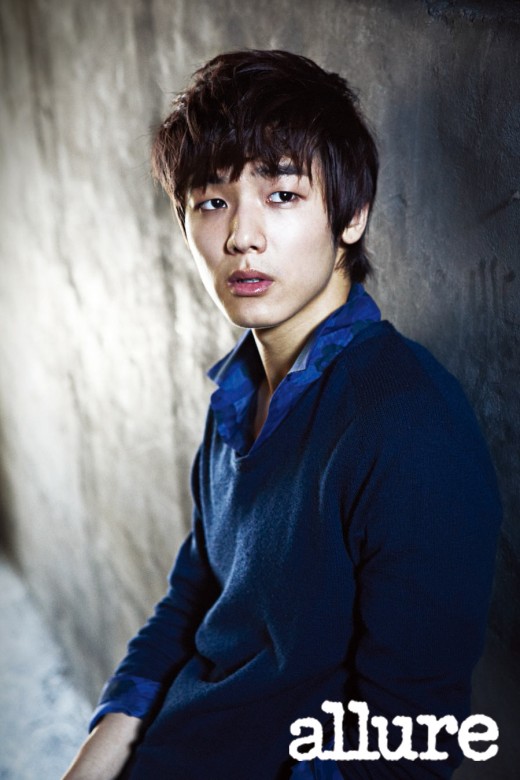 '넝굴당' 강민혁, 가을남자 변신 '우수가 철철'