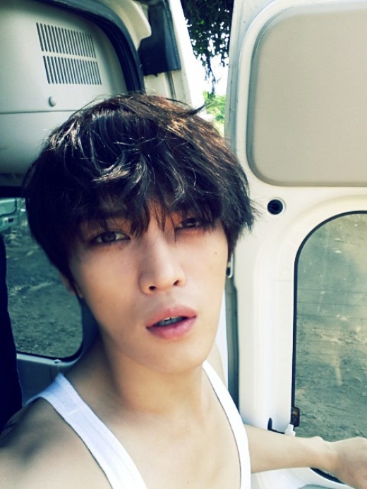 김재중 인증샷, 흐트러진 머리카락 아련 눈빛 '셀카가 화보'