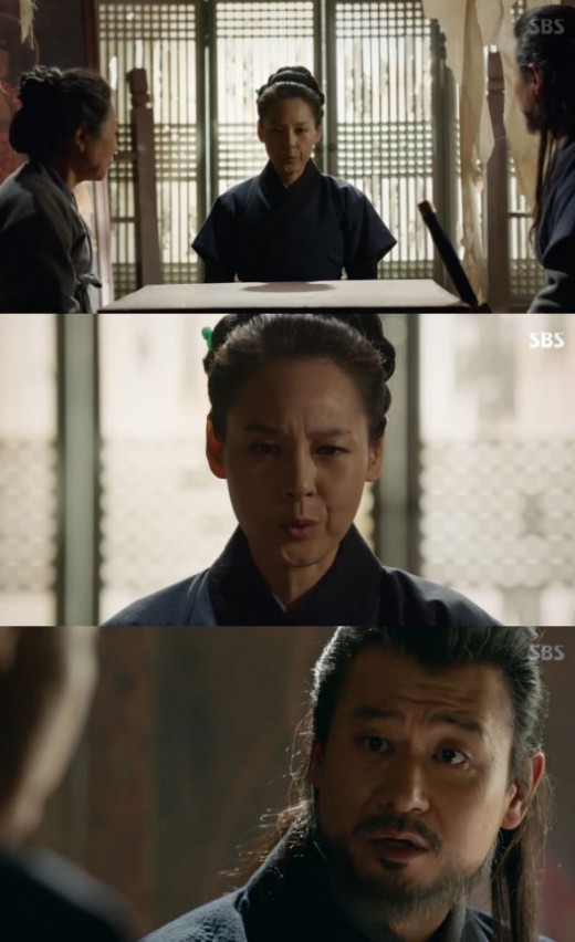 ‘육룡이나르샤’ 무극 전미선, 박혁권에 “이성계 죽여라”명령