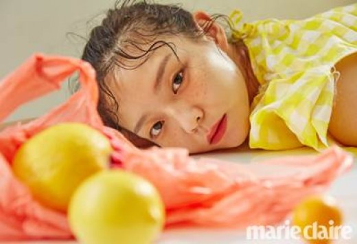 “이 눈빛 치명적” 이솜, 몽환적인 팔색조 매력女