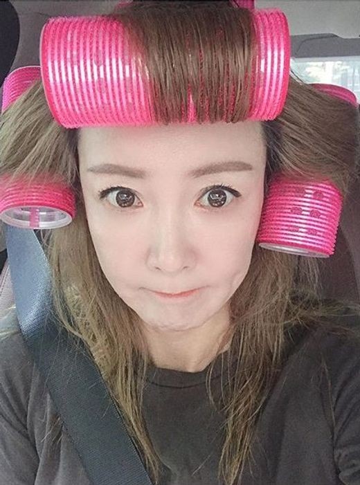 이상아 근황, 헤어롤 말고 여전한 동안미모