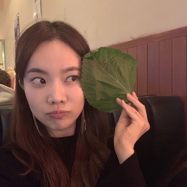 김나희, 소두인증 셀카 공개... 얼굴이 깻잎사이즈