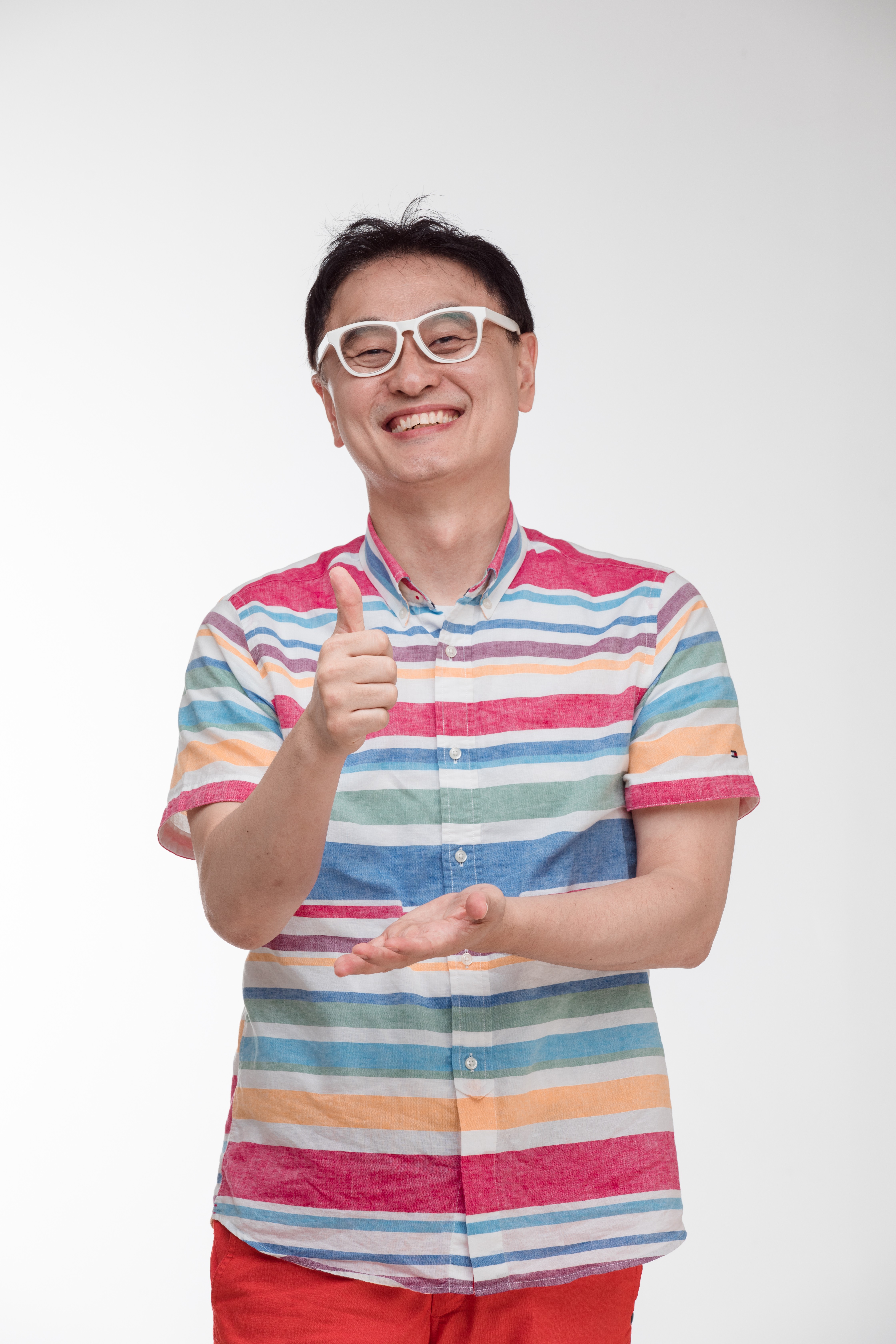 개그맨 출신 권영찬 모델 효과? '다기능 올바로 문어발 샤워기' 매진