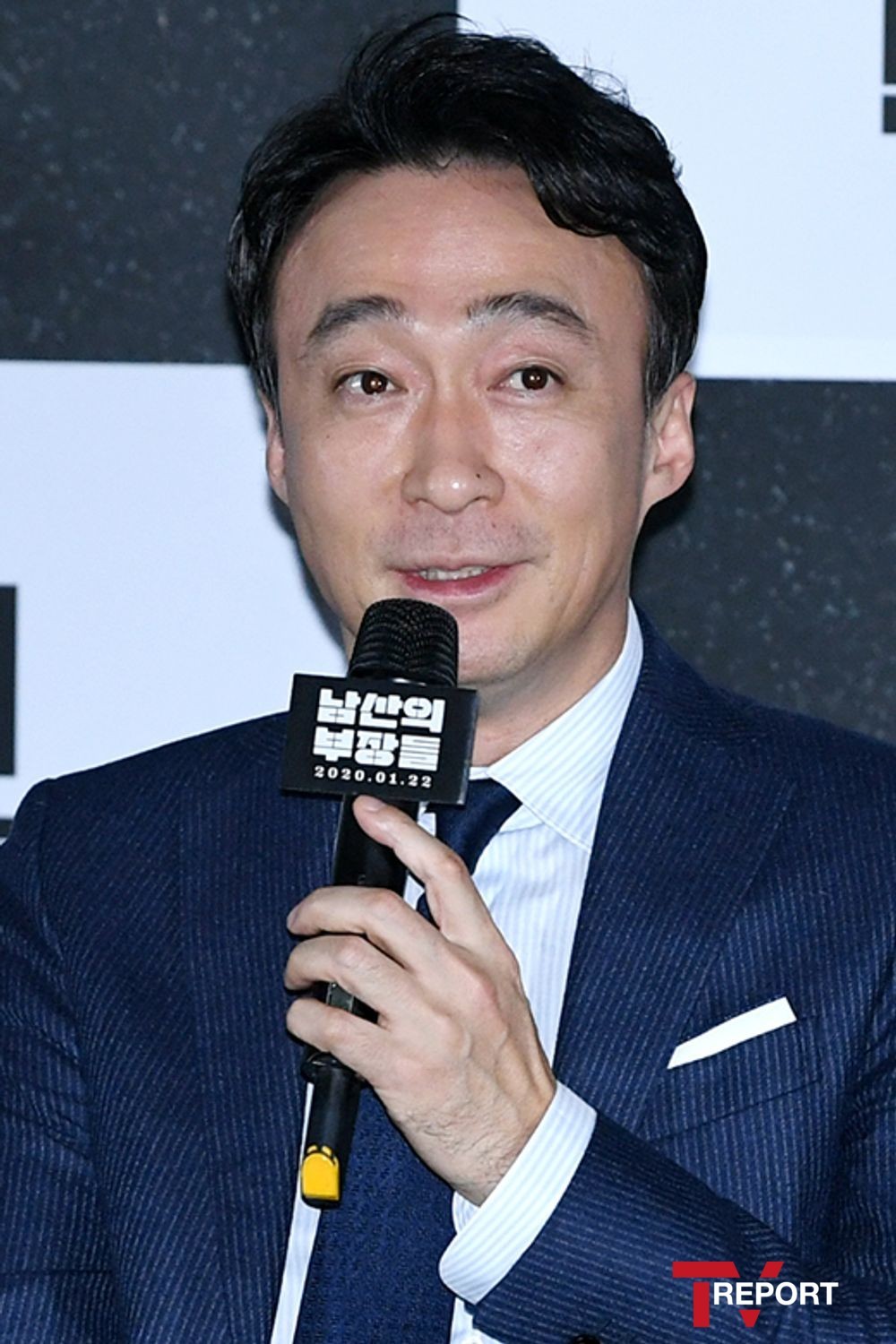 '남산의부장들' 이성민 "박정희 대통령 연기, 부담…실제 담당자 만나 옷 제작"