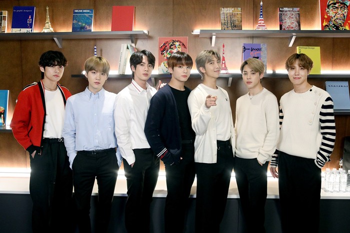 ‘CONNECT, BTS’ 전세계 공개…방탄소년단 “긍정 영향력 줄 수 있음에 감사”