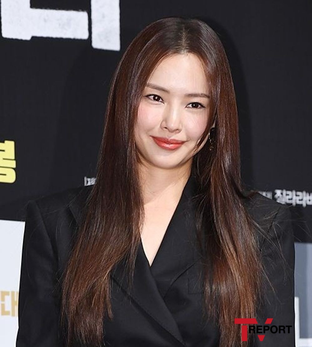 이하늬, ‘기생충’ 아카데미 수상 축하→“언짢았다면 죄송” 사진 삭제·사과