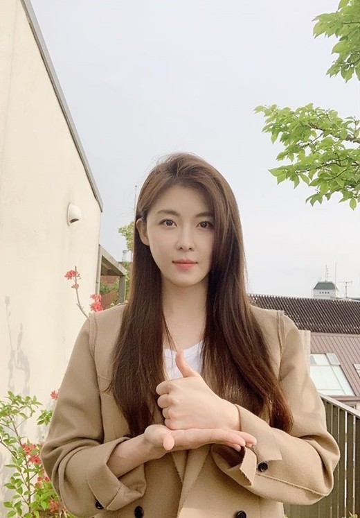 “의료진에 감사” 하지원, 덕분에 챌린지 동참…방탄소년단 뷔 지목