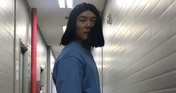 조세호, 단발 변신한 모습으로 “부르셨어요?”...‘능청美 뿜뿜’