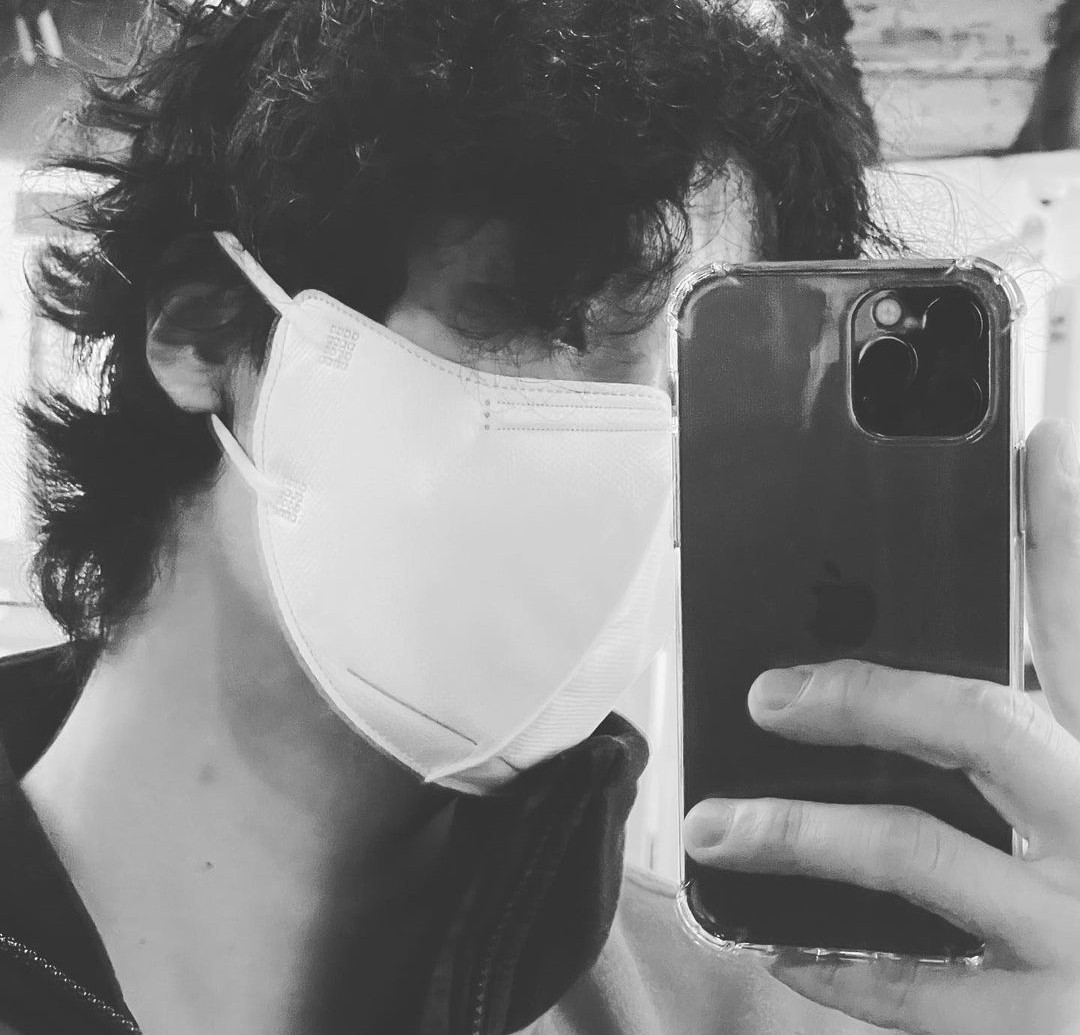 정일우, 코로나19 음성 판정 후 근황 "저는 잘 지내고 있어요"