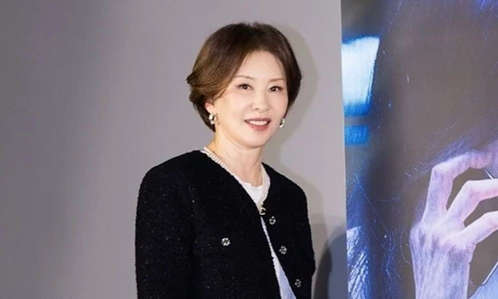 이미숙, 2억 원대 스포츠카 스태프에 넘겼다…