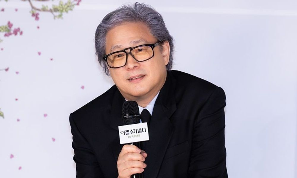 박찬욱 감독 신작, '기생충' 이겼다…