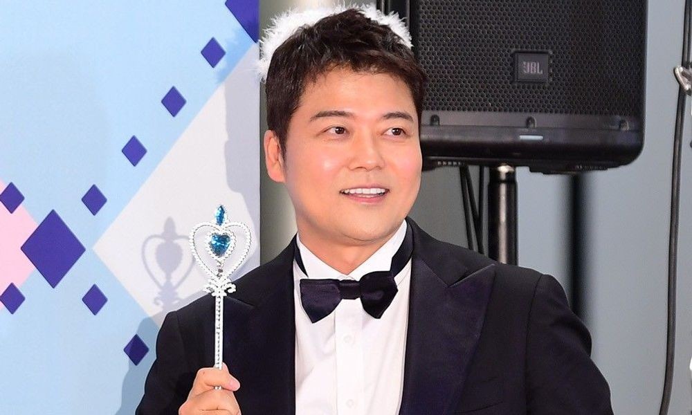 전현무, 얼굴 부상 당했다…
