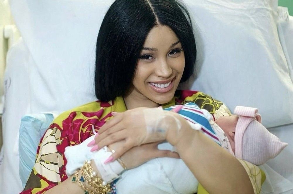 Cardi B: ‘Cheat & It’s Over’ to Baby Daddy with 4 Kids by 4 Women