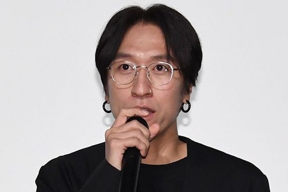 빽가, 모친상 1년 만에…유품 정리 중 울컥 “내 활동 영상 전부 녹화하셨더라” (‘라디오쇼’)
