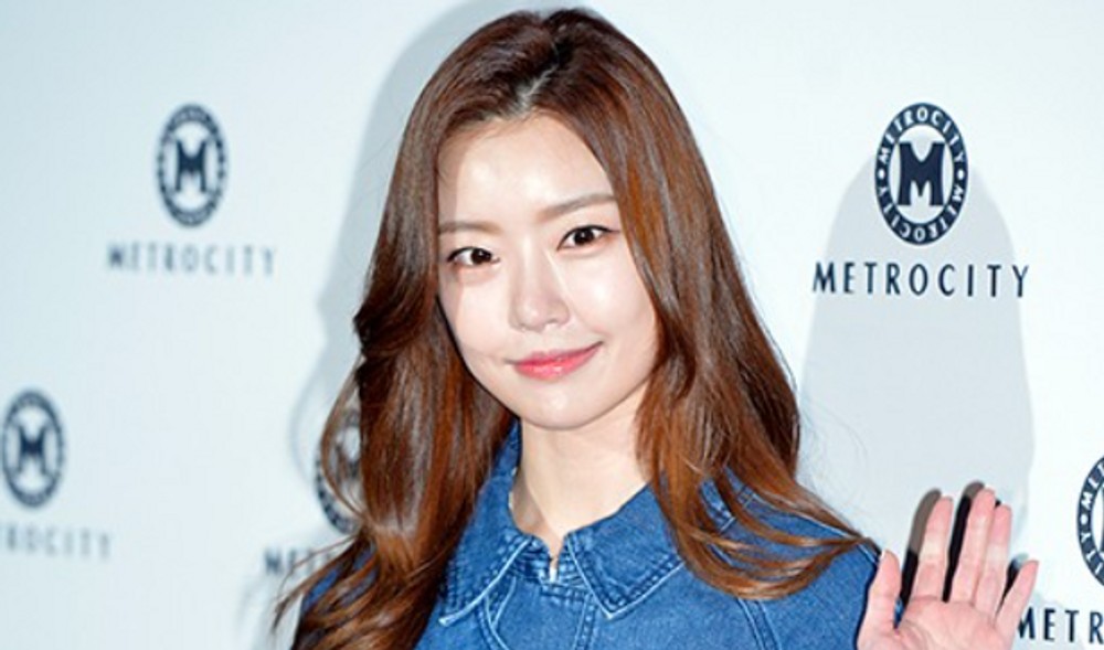 ‘임현태♥’ 레이디제인, 9개월 쌍둥이 딸 ‘발달 지연’ 걱정 토로…”원래 기어야 하는데” [RE:뷰]