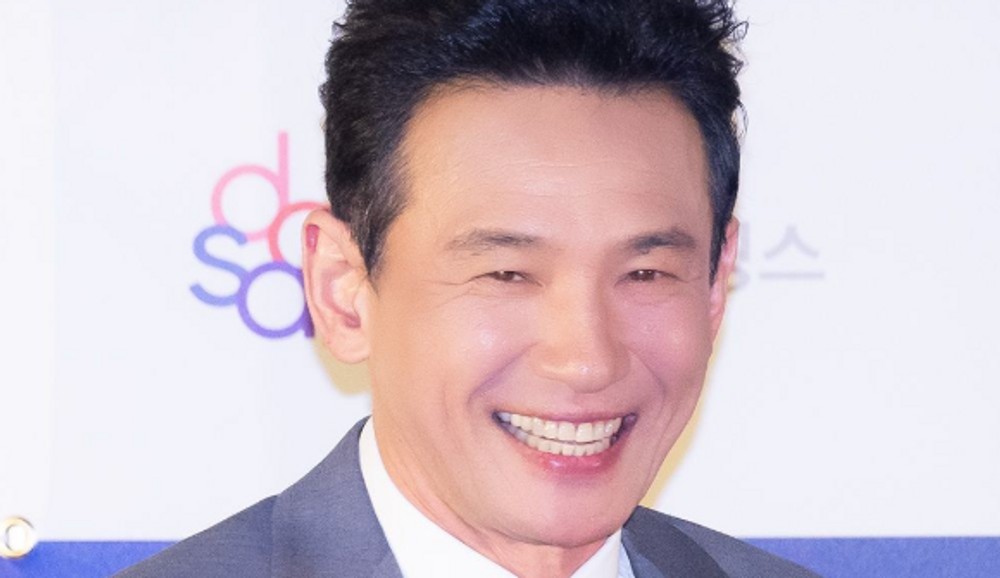‘3000만 배우’ 황정민, 유재석·하하에 딱 걸렸다…밥 먹으러 나왔다 ‘길거리 캐스팅’ (‘놀뭐’)
