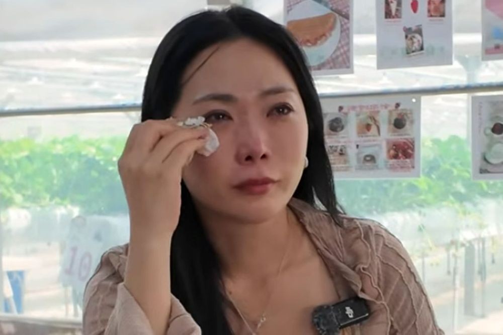 허니제이, ‘남편과 불화설’ 종식시키더니 1년 만에 채널 활동 중단…끝내 눈물 쏟았다 [RE:뷰]