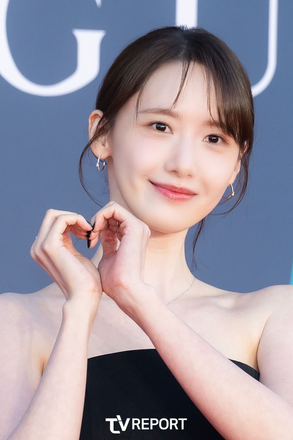 [T포토] 윤아 ‘이러면 소원 다 죽죠’