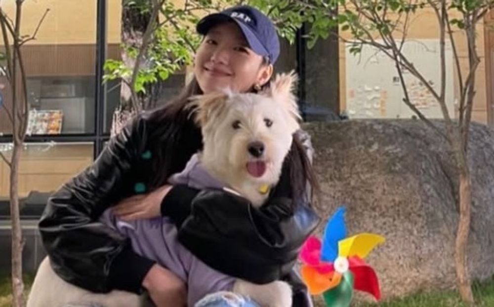 김고은, 불치병 유기견 품은지 4년 만… 가슴 아픈 이별 [RE:스타]