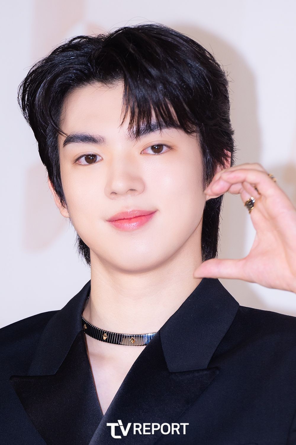 [T포토] 차준환 ‘피겨 왕자의 볼하트’