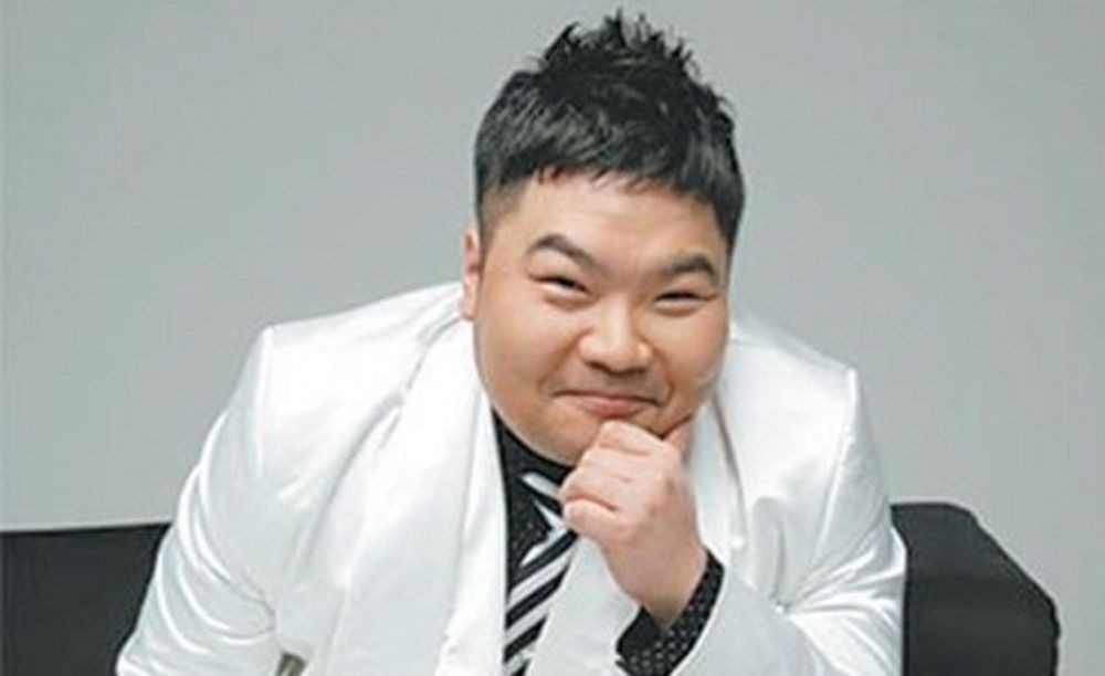 故 터틀맨, 18년 만에 시청자 곁 돌아온다…전현무 “하늘서 모창 능력자들 보내줘” (‘히든싱어8’)