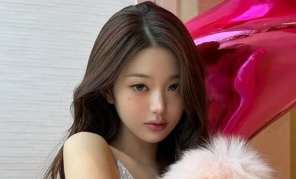 인형 하나만 150만 원…장원영, ‘137억 현금 매입’ 주택 속 럭셔리 일상 [RE:스타]