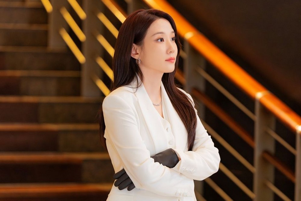 300만 흥행 원작→박은빈표 오컬트 로코 통할까…공개 전부터 화제성 폭발한 韓 드라마