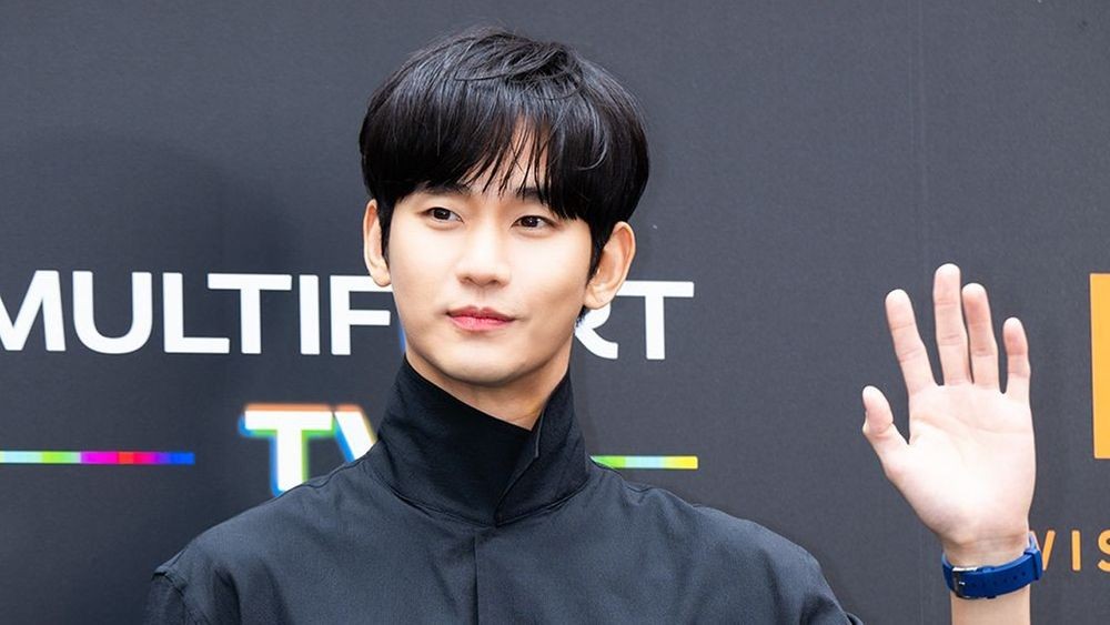 김수현, 1년 4개월 만 복귀에도 ‘첩첩산중’…’넉오프’ 작품 공개·손배소 향방 미지수
