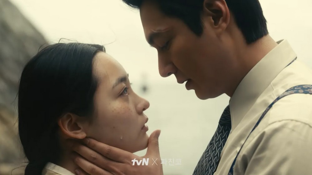 ‘재편성’ 카드 통했다…단 2회 만에 4% 돌파→주말 황금 시간대 접수한 韓 드라마