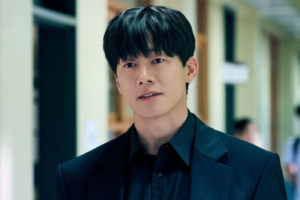‘참교육’ 김무열, 김남길에 사과…”실례인 것 같아 죄송하고 불편” [RE:인터뷰①]
