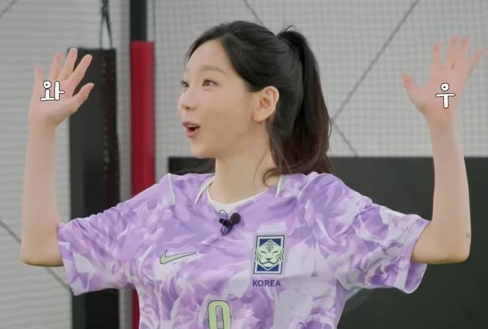 ‘골때녀’ 러브콜 받더니…태연, 월드컵 챙겨보며 ‘축덕 모드’→”메시는 뭘까” [RE:스타]