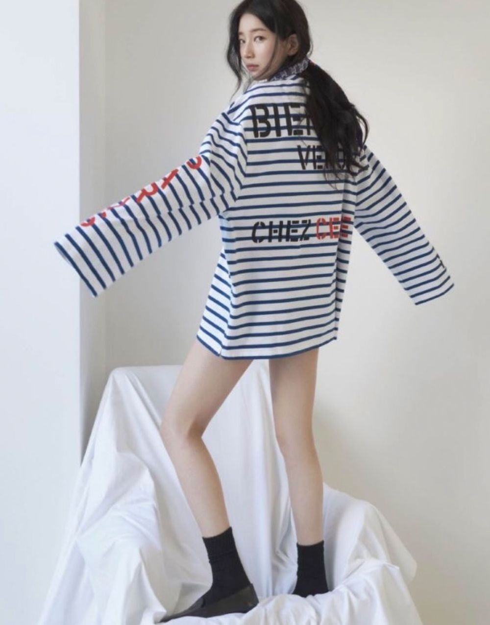 수지, 얼굴·몸매 뭐 하나 빠지는 게 없네…”비현실적 비율” 반응 폭주 [RE:스타]
