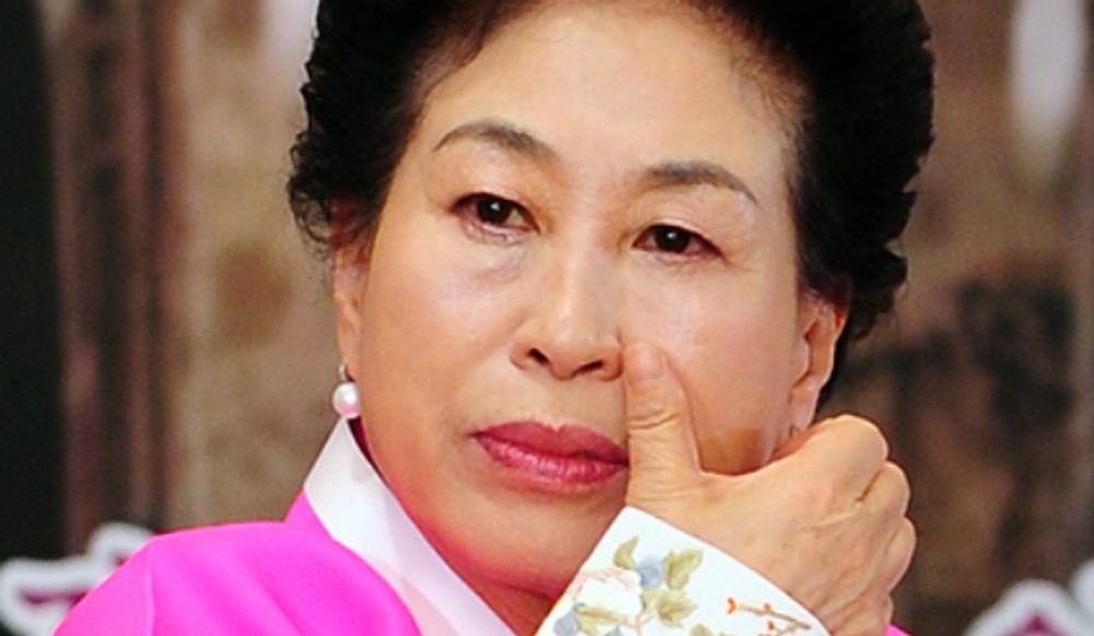 ‘연하 남친과 결별’ 전원주, 젊은 감독 등장에 미소…선우용여 “이 언니 젊은 남자 좋아해” [RE:뷰]