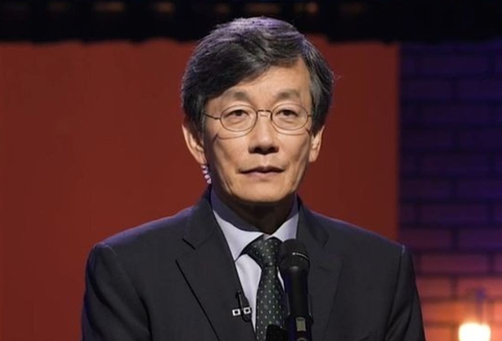 손석희, 13년 만의 MBC 복귀… JTBC 회생설 속 행보 눈길