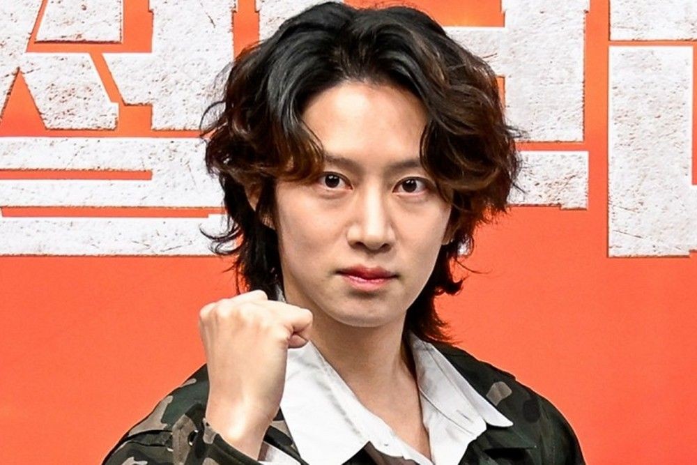 김희철 “여자친구, 내가 말 안 해도 무릎 꿇어” 폭탄 발언→이효리 정색 (‘연애전쟁’)