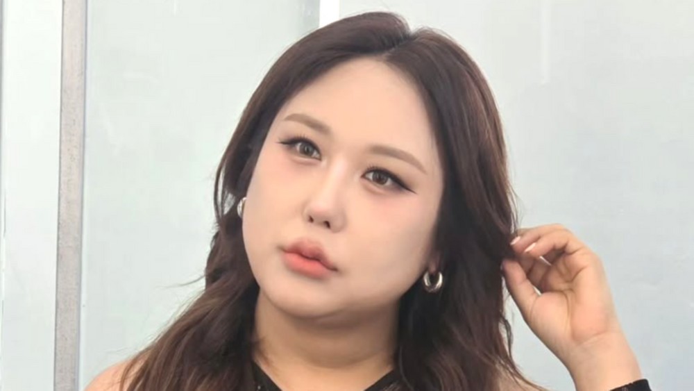 ‘생리통 희화화’ 침묵 속…풍자, ‘뒷광고’ 논란에 울분→”진짜면 은퇴할 것” (‘라스’)