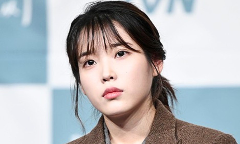 ‘결별·악플·건강 문제’ 삼중고 아이유…잠시 마이크 내려놓고 ‘재충전’ [종합]