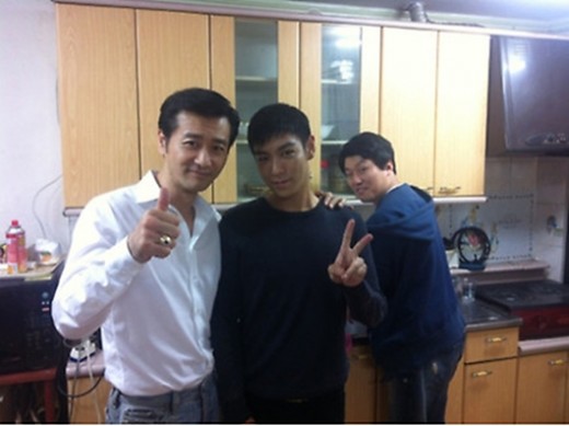 탑 근황, 까맣게 탄 얼굴 '빅뱅 미모 어디로?'