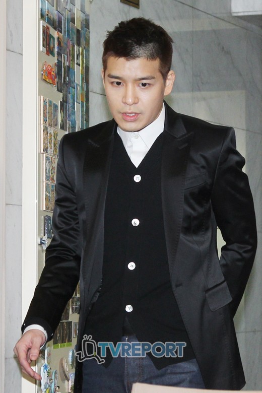 강성훈 출소 “당분간 건강회복 전념, 차차 활동 계획”