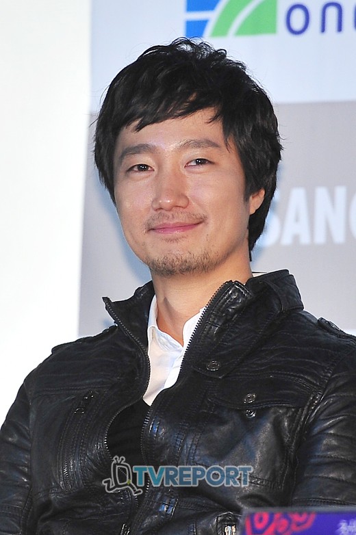 '33th 청룡영화상' 박해일 "남우주연상은 나에게 쉼표이자 선물이다"