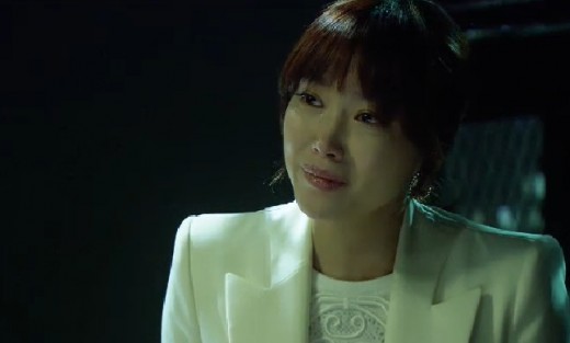 '돈의 화신' 오윤아, 정은표 살인혐의로 체포...강지환이 변호