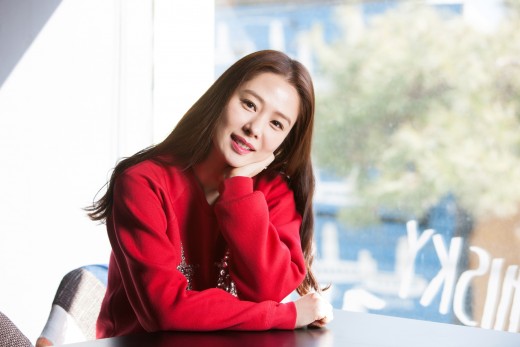 김현주, SBS ‘애인있어요’로 첫 1인 2역 “예감 좋아요”