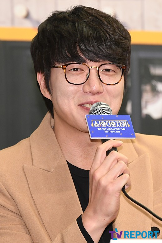 Tí¬í†  ì„±ì‹œê²½ ìž˜ìžìš